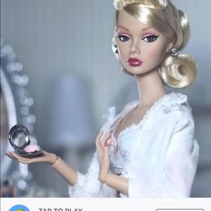 Meet your Posher, Carla